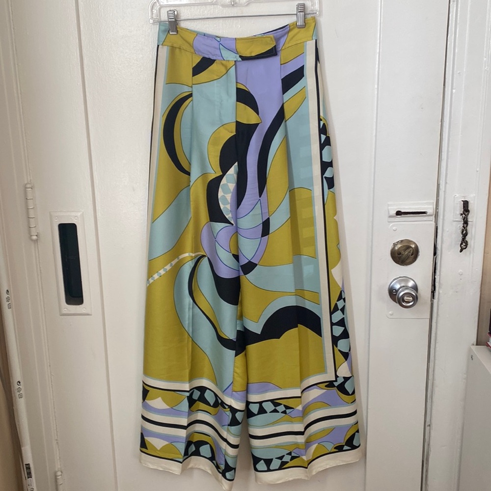 Zara “Pucci-style” print wide leg box-pleat pants size S
